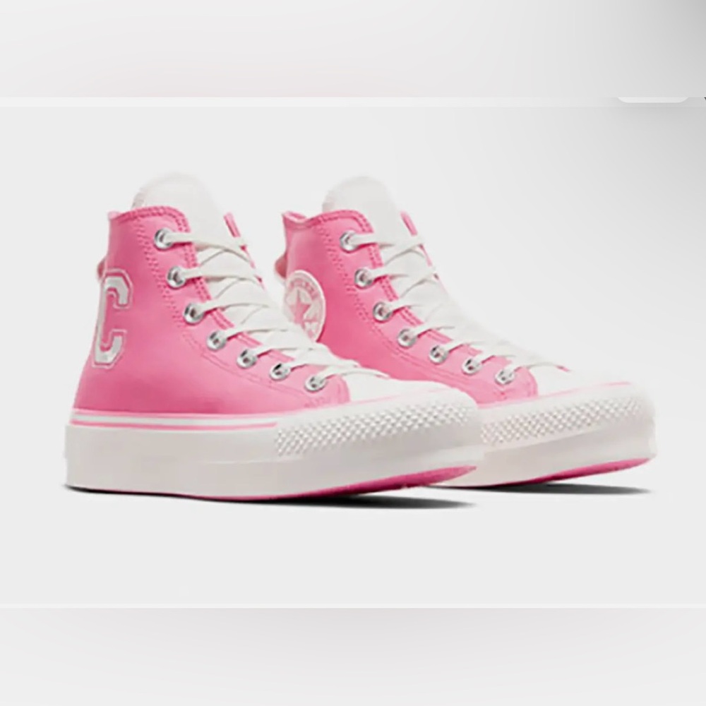 Chuck Taylor All Star Lift Platform Retro Varsity, size 7